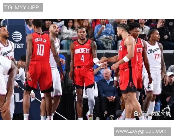 10月27日火箭队对阵快船队精彩视频直播全程回顾与赛后分析 10月27日火箭队对阵快船队精彩视频直播全程回顾与赛后分析