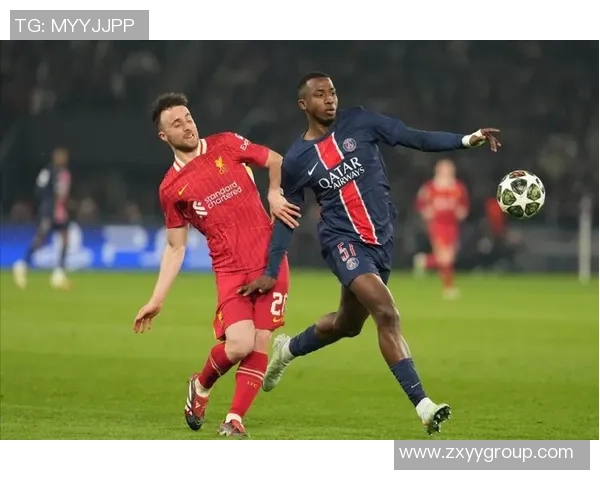 11月29日巴黎圣日耳曼对阵利物浦精彩比赛录像回顾与分析