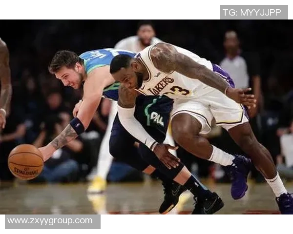 10月10日热火对湖人精彩对决在线直播全程回顾与分析