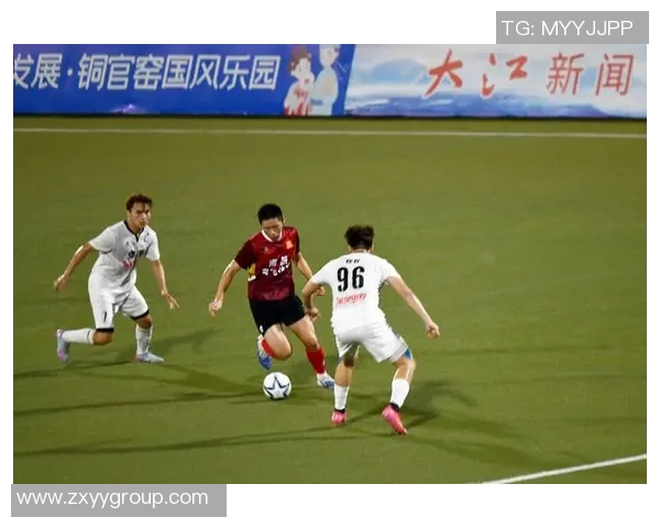 足协杯激战上港迎战人和争夺晋级名额精彩对决引发球迷热情期待