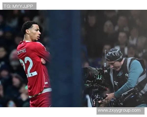 利物浦取胜却遭名宿批判！伊萨克体现“远远不够”